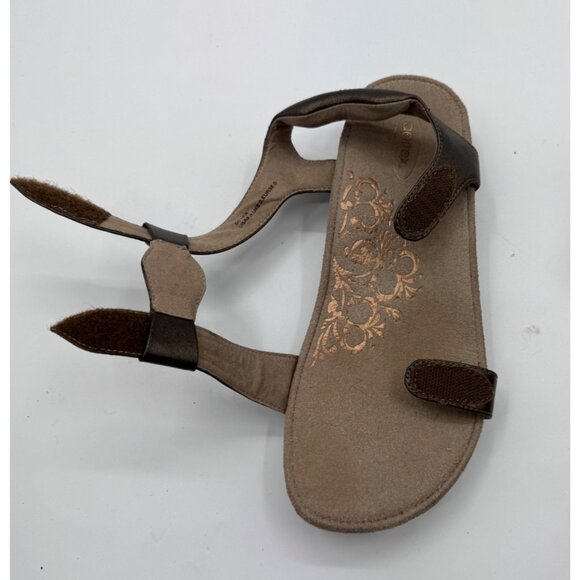 Aetrex Lori Bronze Size 8 Sandals With Adjustable Straps & Embellished Details - Picture 13 of 13